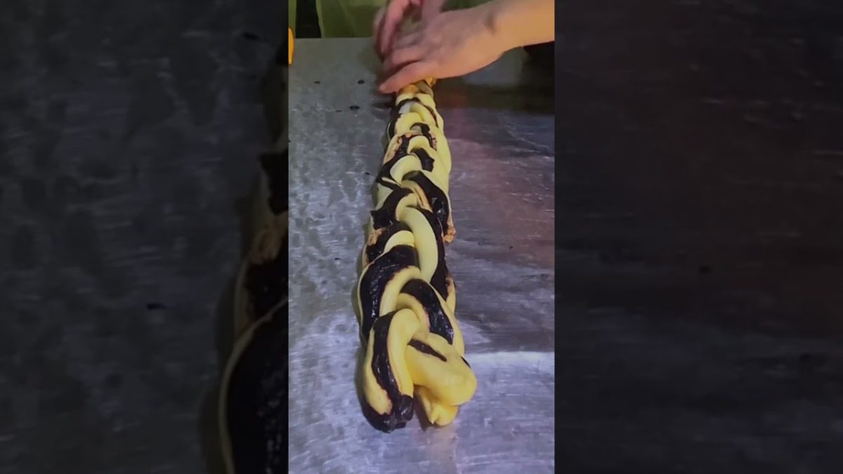 TWIST HEART BREAD #baking #twist #heartbread #heart #bread #baking #breadbaking #breadrecipes