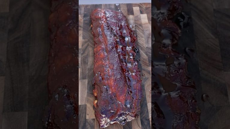 Smoked baby back rubs on the workhorse pits 1975 #babybackribs #ribs #bbq #shorts