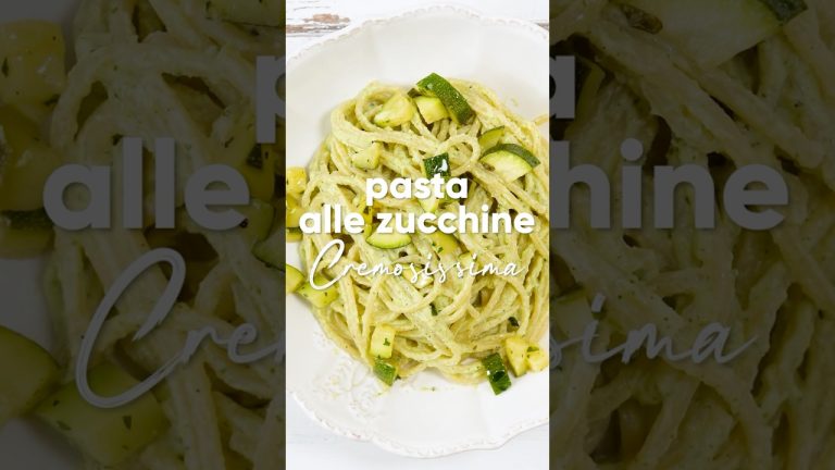 Pasta alle Zucchine Cremosissima 😍🥒🤤  #cucina #cucinafacile #recipe #ricetta #pasta #zucchini