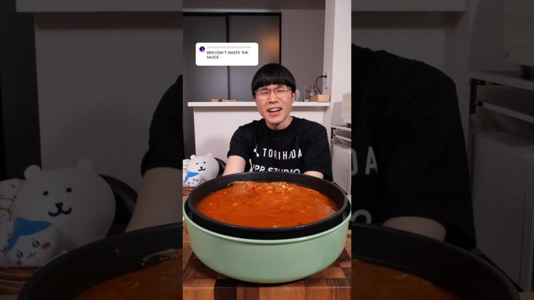 Mix the pasta with the remaining oil.