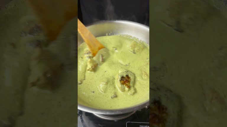 Afghani Chicken Cooked by Indian #shorts #afghanichicken #recipe #cooking #foodie #food