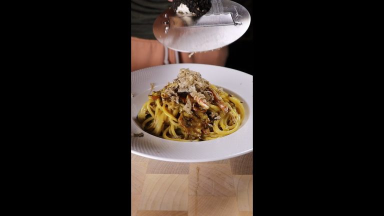 How to Make Creamy Mushroom Pasta