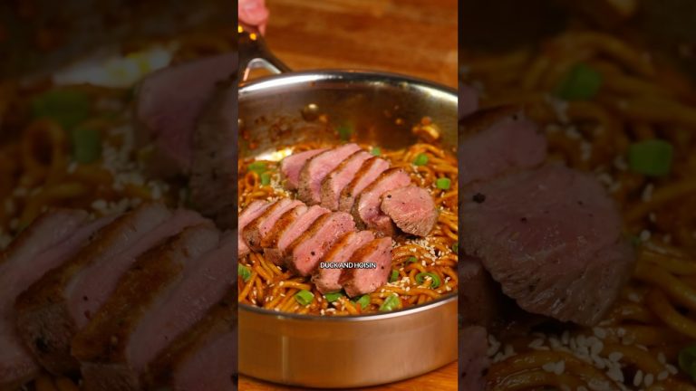 Duck and Hoisin Garlic Noodles #garlicnoodles #easycooking #recipe