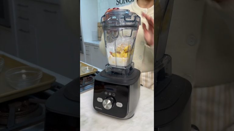 Bright & Refreshing Spring Sunshine Smoothie 🌞 | Vitamix Recipe