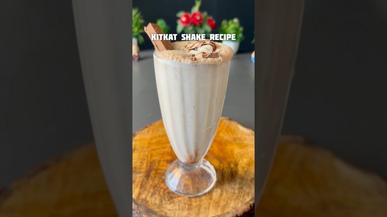 Viral Recipe of kitkat shake #shorts #recipe #chocolate #shake #kitkat