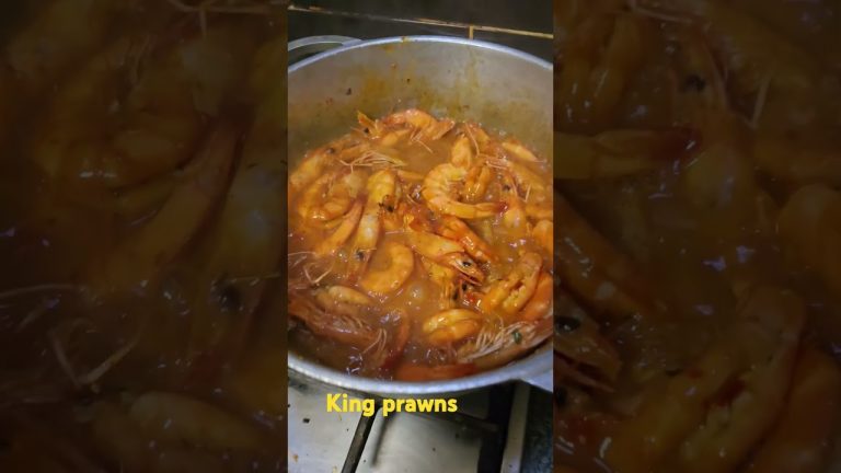 sweet chilli king prawns very nice #spraggabenzeny #food #seafoodrecipes #lifeisbutadream #cooking #