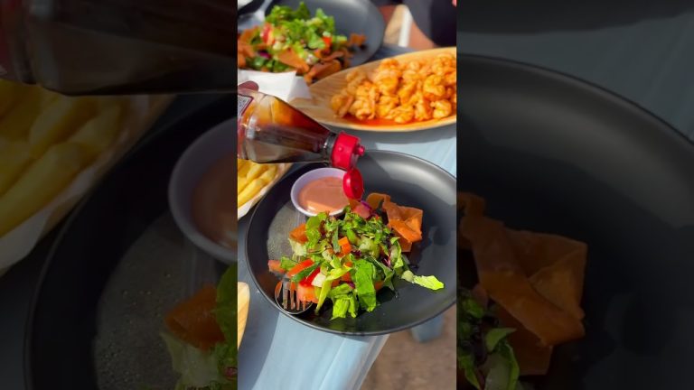 #beach #seafood #lebanon #food #seafoodrecipes #miramar #fish #اكسبلور #cookingseafood #seafoods