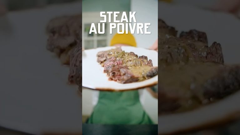 STEAK MET PEPERSAUS! | EtenmetNick #food #steak #recipe #shorts #poivre #cooking