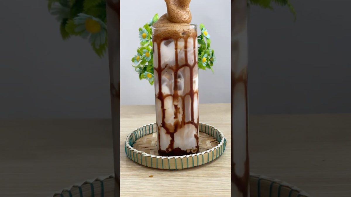 Best Coffee & Chocolate Smoothie Milkshake Recipe – So Tasty! #asmr #shorts