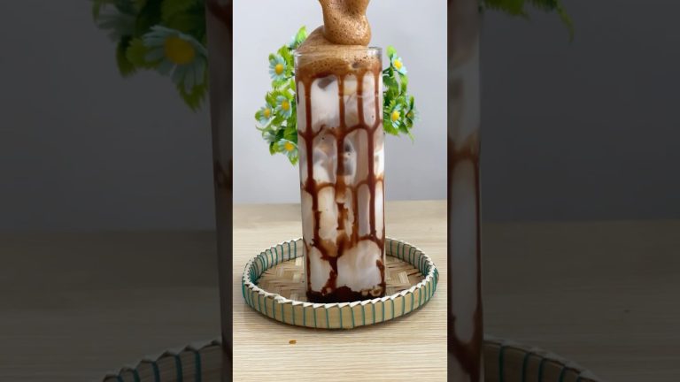 Best Coffee & Chocolate Smoothie Milkshake Recipe – So Tasty! #asmr #shorts