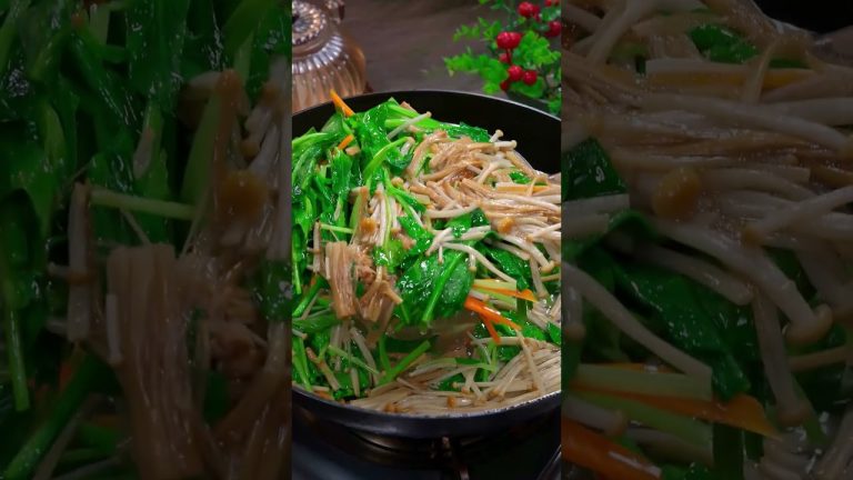 Spinach mixed with enoki mushrooms, my whole family loves it.  #chinesefood #cooking #recipe