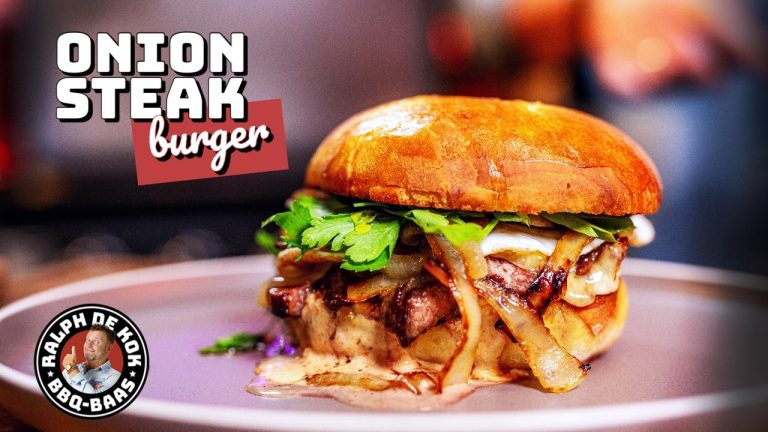 WAGYU BEEF BURGER met onion steak op de BBQ!