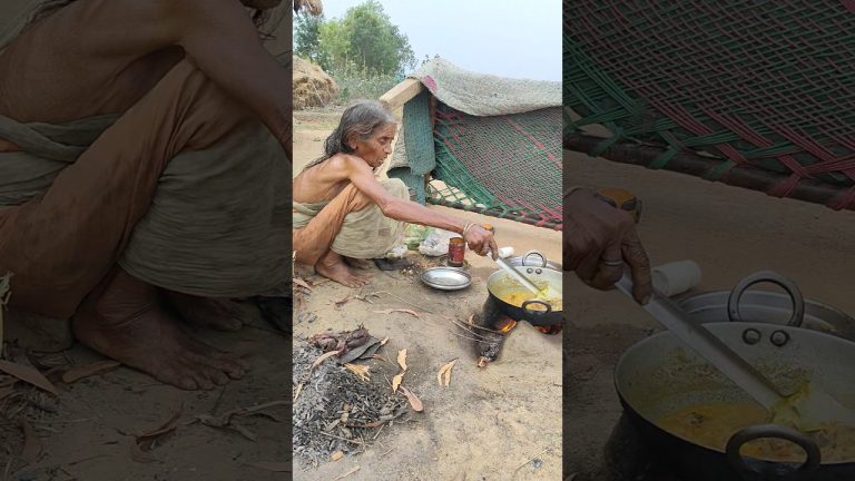 90 year old grandma cooking SNAKE FISH CURRY|Rural life india #villagefood