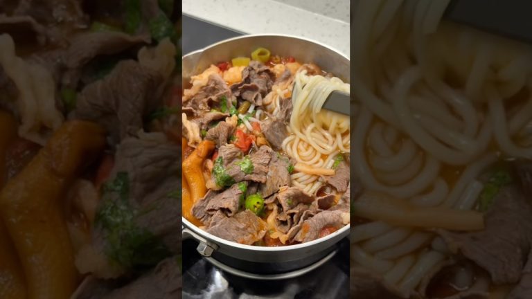 Beef Ramen 🍜 #beef #ramennoodles #cookingasmr #recipe #instantnoodles