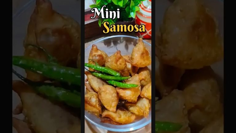 Mini Samosa Recipe l Khasta Samosa At Home#shorts #samosa #samosarecipe #food #shortsviral #ytshorts