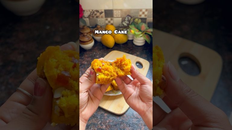 Soft fluffy mango 🥭 cake recipe 🍰😋😍 #food #cake #mangocake #shorts #viralshorts