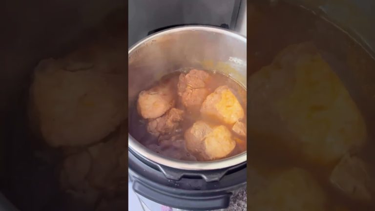 Juicy Pulled Pork in the Instant Pot 🍖 | Ultimate Sandwich Filler #instantpot #recipe #cooking