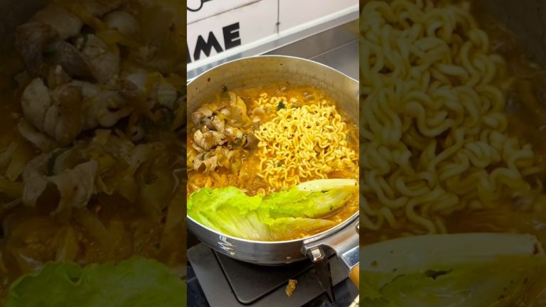 Beef Ramen 🍜 #beef #ramennoodles #instantnoodles #recipe