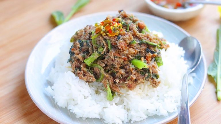 Slow Cooked Pork (Nqaj Npua Tsawg) Hmong Style