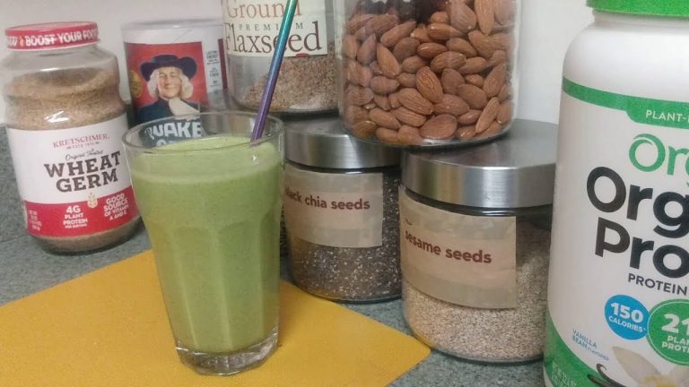 Spinach and Oats Power Smoothie Recipe #smoothies #healthydrink #spinachsmoothie  #smoothierecipes