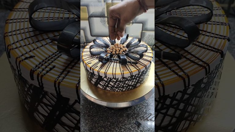yummy Butterscotch cake design | cake recipe #shorts #viralvideo #youtubeshorts #cake #trending