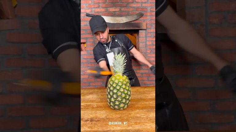 The recipe for original kebab and pineapple 🔥🍍 #kebab #cooking #recipes