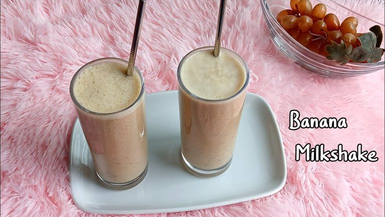 Easy 2 Minute Banana Smoothie Recipe!  কলার মিল্কশেক স্মুদি