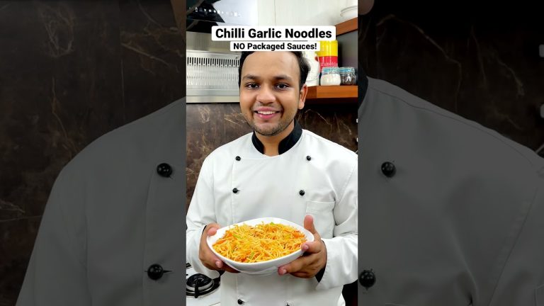 Chilli Garlic Chowmein – No Packaged Sauces (Homemade Sauce Recipe) #shorts
