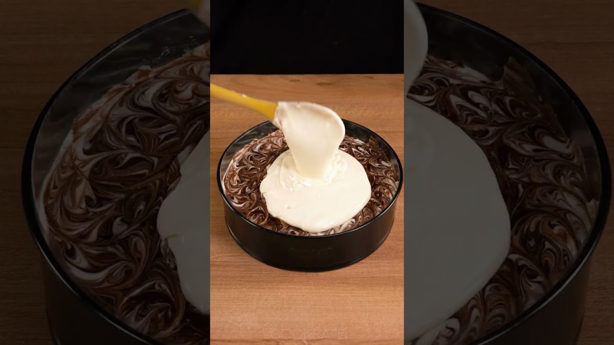 I taught all my friends how to make the best Easter dessert!