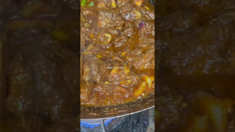 Making beef Kala bhuna for my customer #uk #food #cooking #razufoodbuzz #reels #shorts #beef