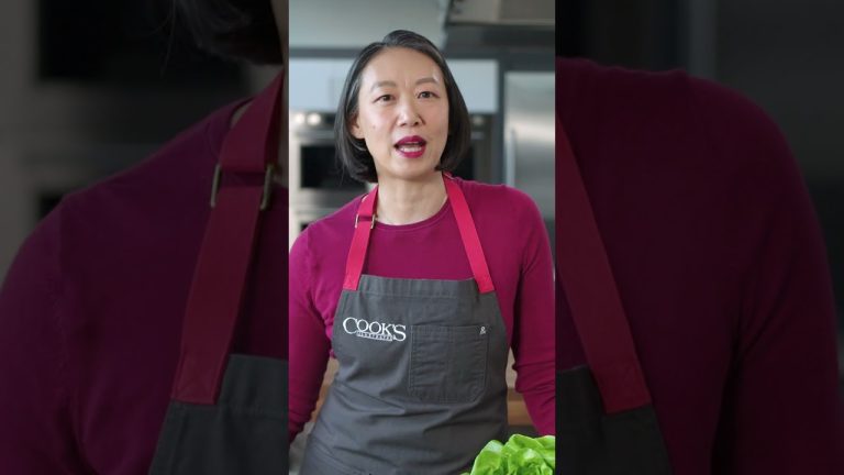 How to Pick The Right Dressing for Your Salad