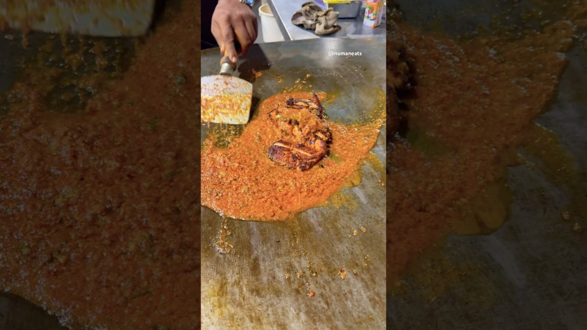 Street Style Lahori Chicken Tawa Piece| Pakistan Street Food| Pakistani Food| Lahore Street Food