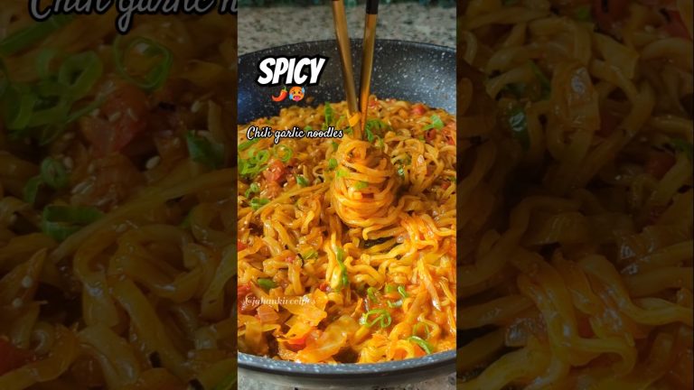 Viral chili garlic noodles #shorts #shortvideo #trending