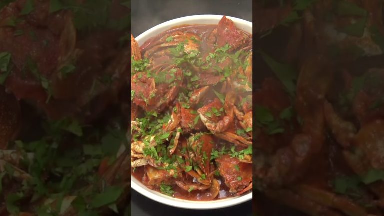 Spicy Crab Tomato Sauce #shorts #crab #seafood #recipe #food #spicy