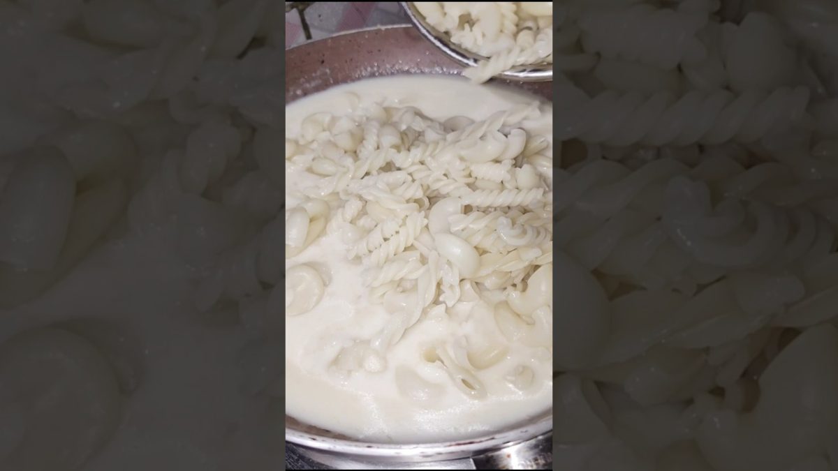 Restaurant style White sauce Pasta at home ….#debjanirpaakshala #shorts