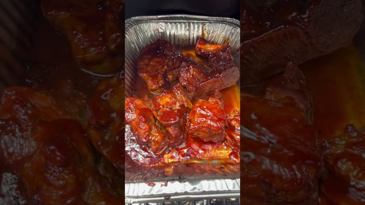 HOT BBQ RIBS AND BBQ NECK BONES AND BBQ PORK CHOPS😊 YUM! #BBQ #bbqneckbones #GROCERYCHATS