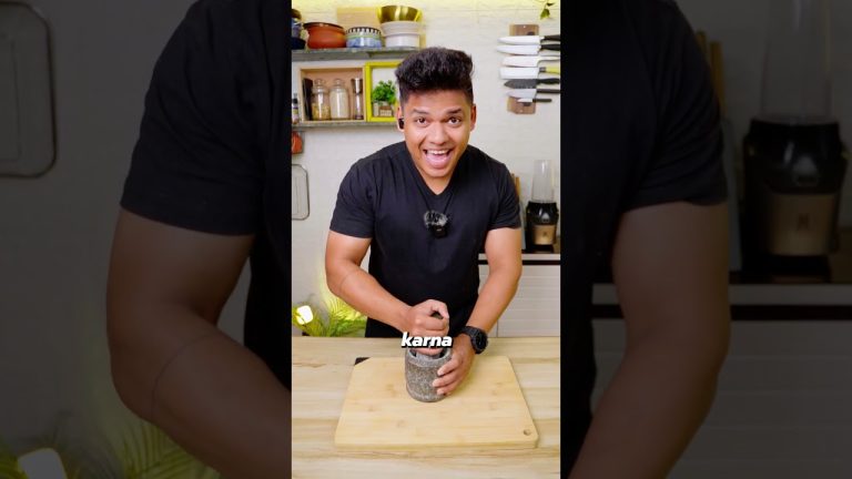 Level 1 VS. Level 1,000,069 of Bread Rolls