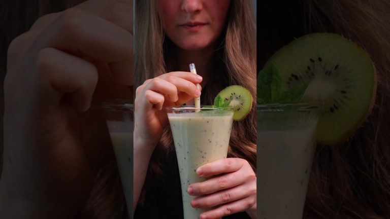 Healthy Kiwi Banana Smoothie | Creamy, Sweet & Full of Benefits