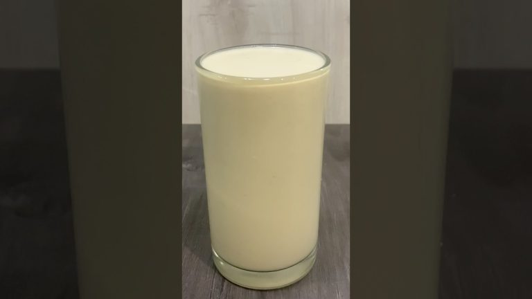 Healthy Banana Smoothie |Yummy Banana Shake Recipe #shorts #trending #viralvideo #youtube