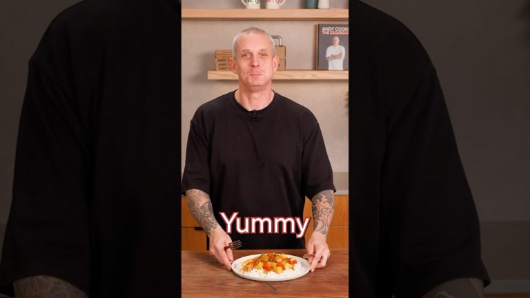 Curried sausages 🥘