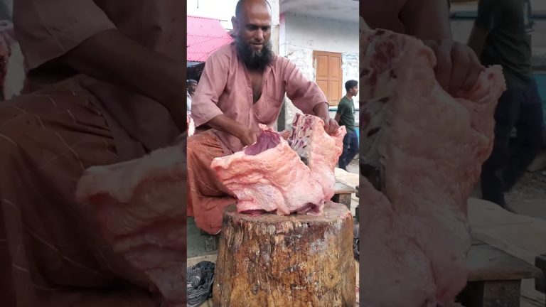 Chopping Beef by Exparte Butcher 631 #bbqmeat #beef #freshmeat #food #butcher #bbq @MeatChoppersBD