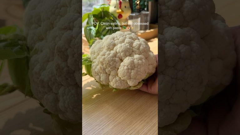 This Cauliflower Sauce Pasta Will Blow Your Mind! 🤯