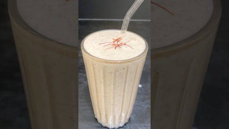 Banana Dry Fruit Milkshake Suraj PaHaDi Cooking #shorts #shortsfeed #surajpahadicooking #milkshake