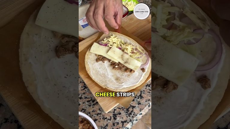 Pulled pork low carb wraps using almond flatitos