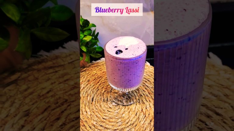 Blueberry Lassi Recipe at Home💕 #healthy Summer Smoothie #recipe #shorts