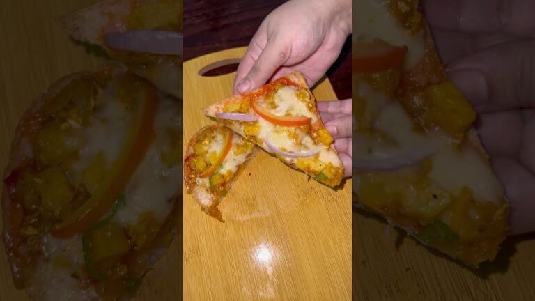 Leftover Aloo Masala Bread Pizza Recipe #tfskitchen #shortsfeed #masala #cheese #bread #pizza #viral
