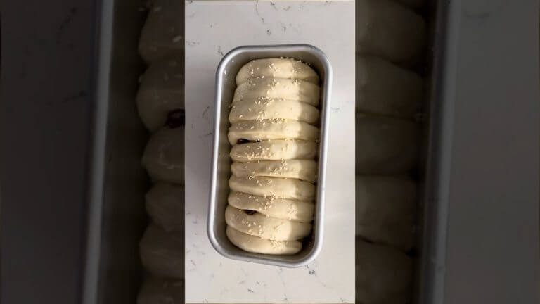 Fluffy And Delicious Raisin Bread – Simple Recipe! #bread #breadrecipes