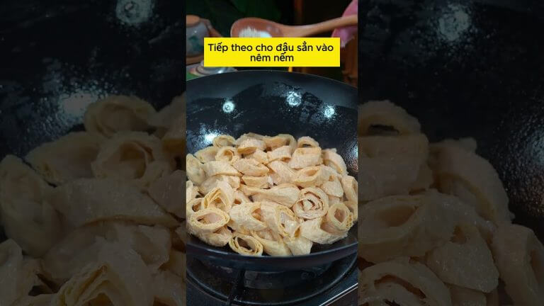 Ba chỉ xào đậu hũ ky