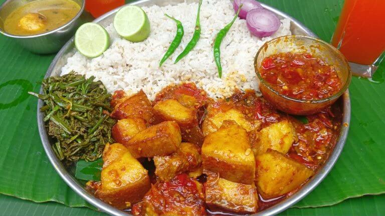 Delicious Recipe Spicy Pork Curry Belly With Rice