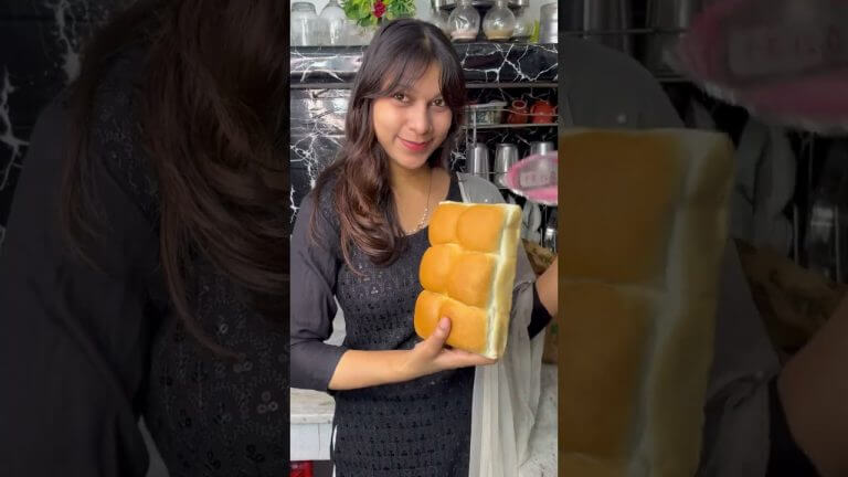 Cheese Garlic Bread Recipe😋😋 #shorts #khaokhilao #trending #Nandani Panchal